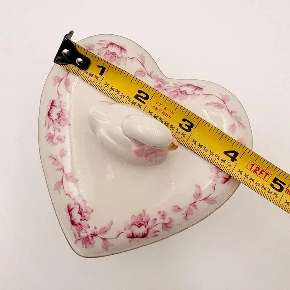 Heart Shaped Ceramic Trinket Box Swan Figurine Pink Floral Gold Trim Cottagecore - Picture 6 of 8